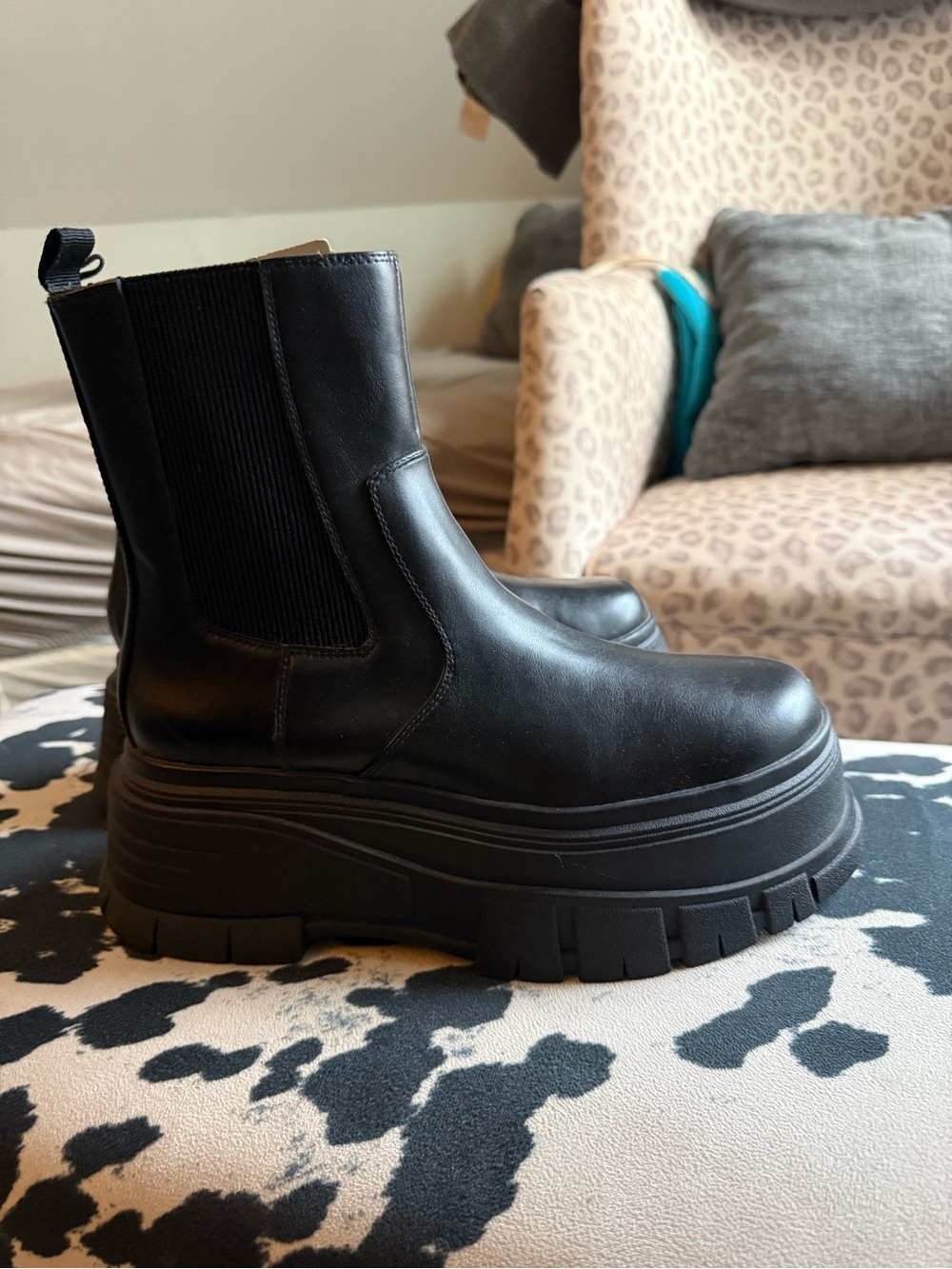 Zara Women’s Black Platform Boots